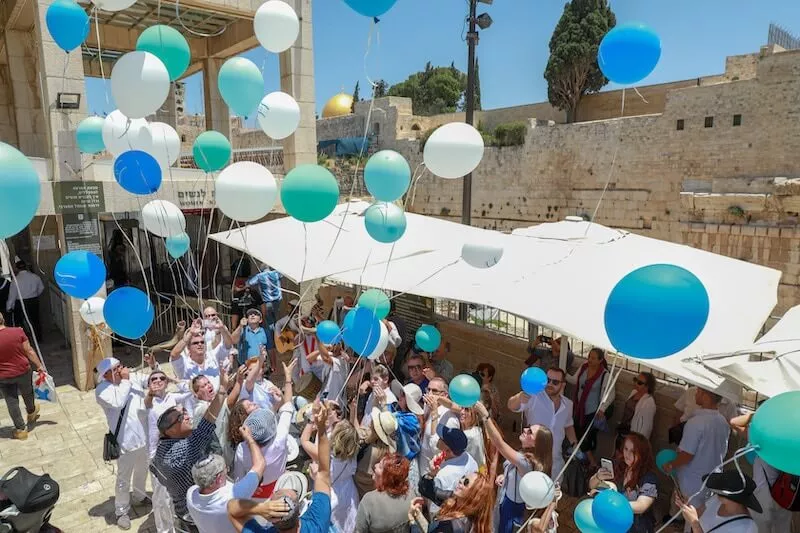photo bar mitzvah aliyah